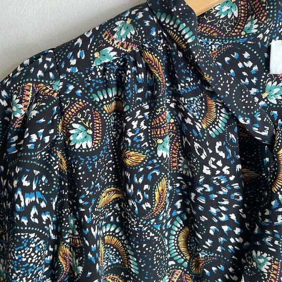 EVEREVE Charlie Tie Neck Blouse - Picture 8 of 16